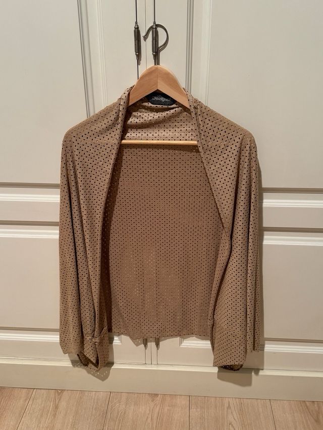 Camisa mujer Desigual en perfecto estado