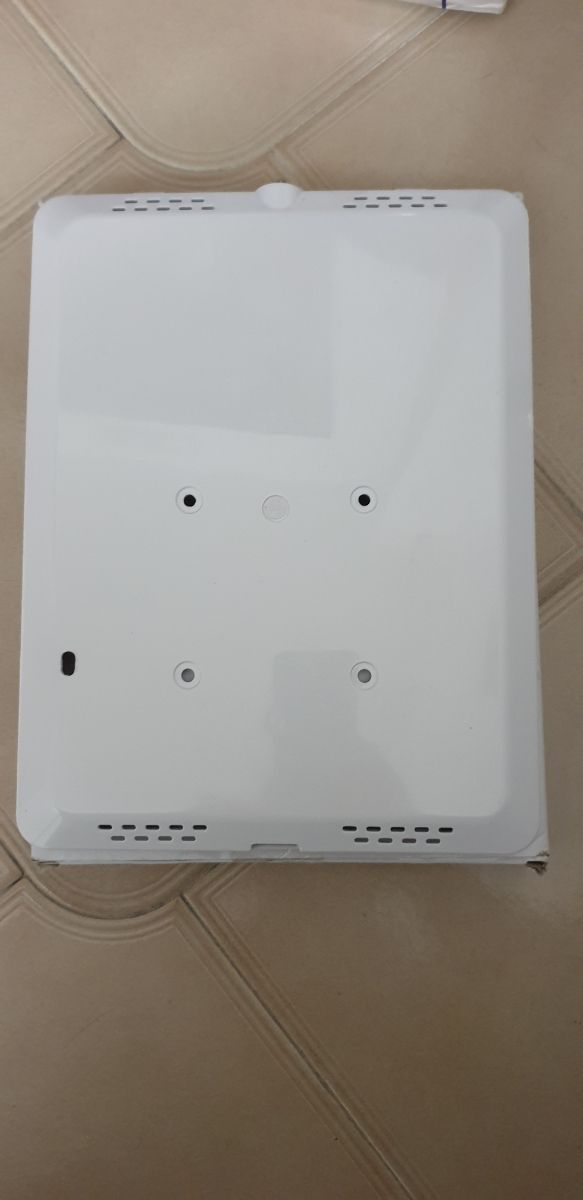 Supporto tablet a muro