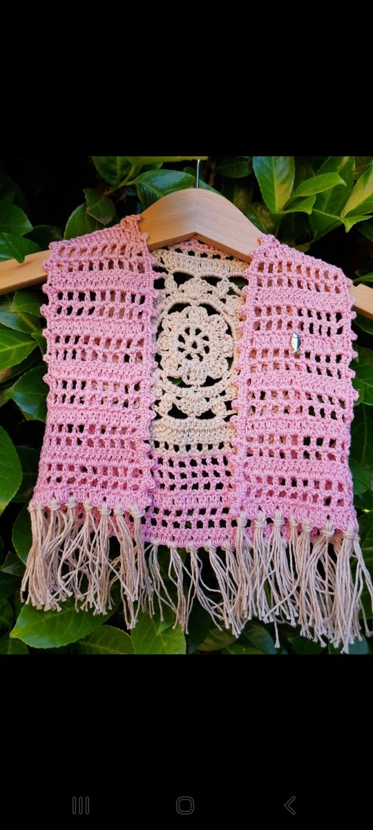 Gilet bimba fatto a mano