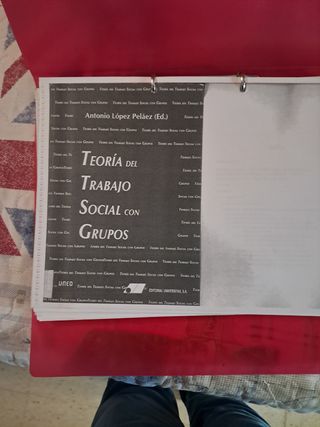 Trabajo social con grupos libro