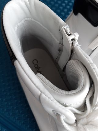 Zapatillas altas piel .Calvin Klein