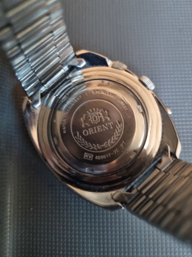 Reloj Orient King Diver esfera dorada