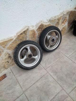 Ruedas