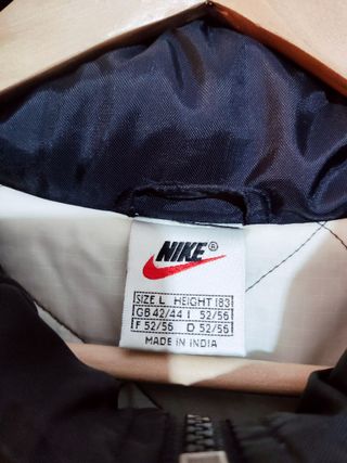 Abrigo nike vintage 90s