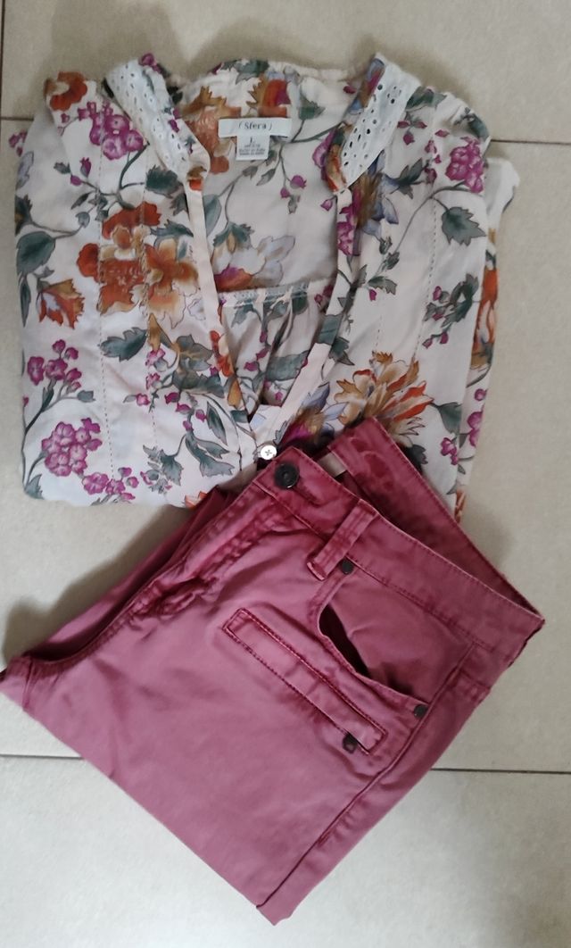 Pantalón y blusa estampada
