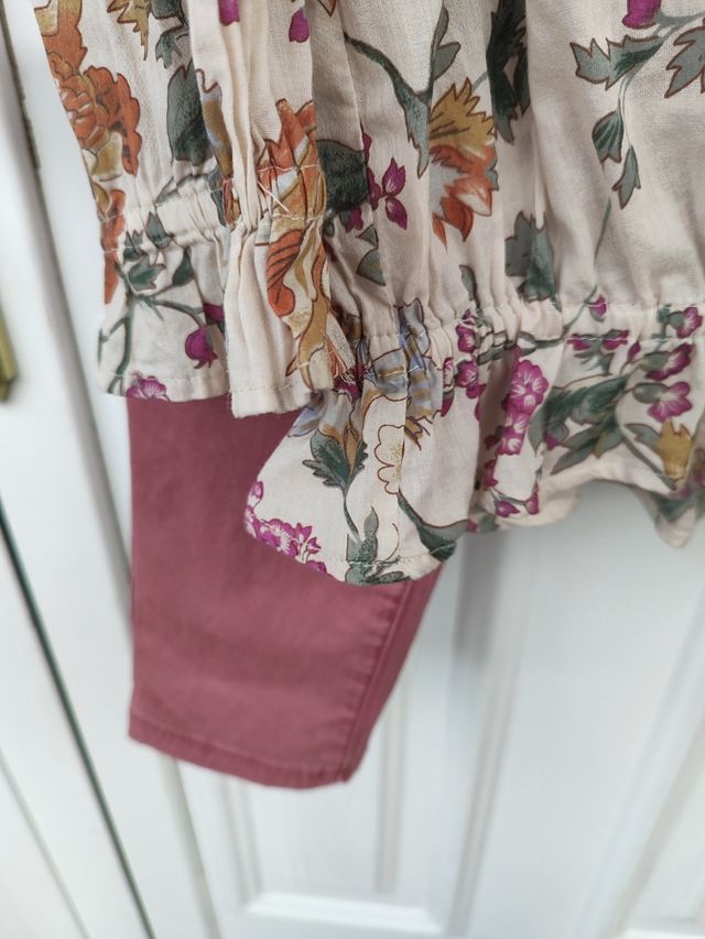 Pantalón y blusa estampada