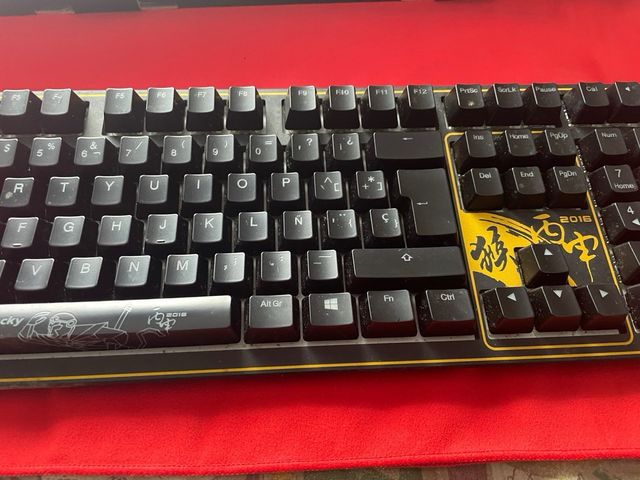 Teclado Mecanico Ducky Edicion Especial