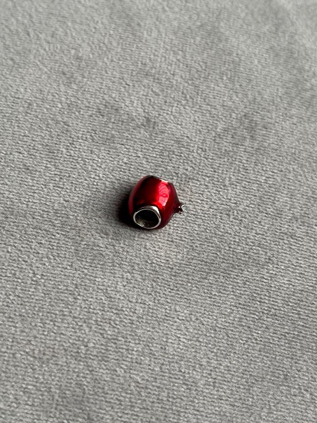 charm granada. Plata. NUEVO