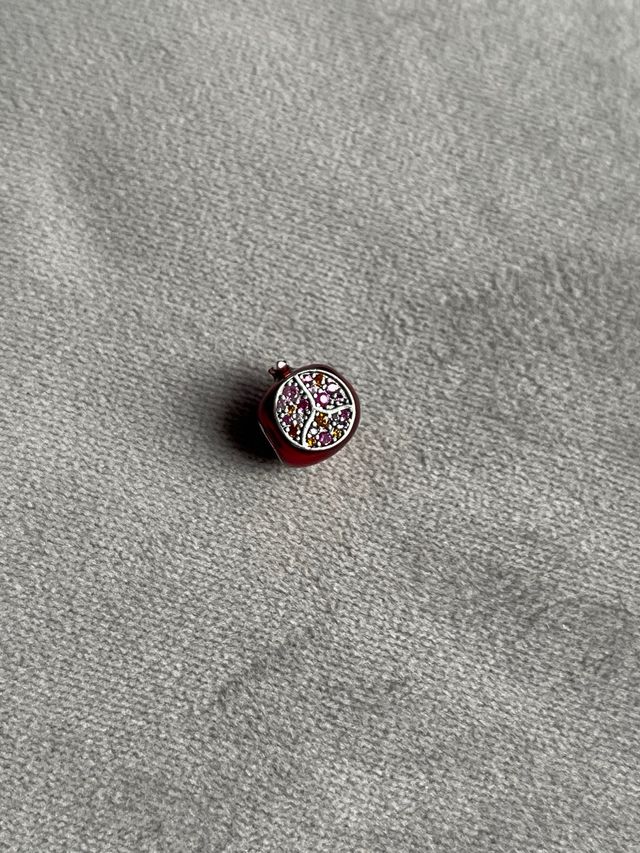 charm granada. Plata. NUEVO