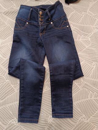 Pantalón talla 34 Marca Colombiana 