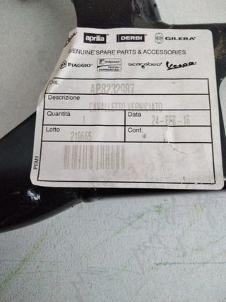 AP8232987 - Caballete central Aprilia Sonic