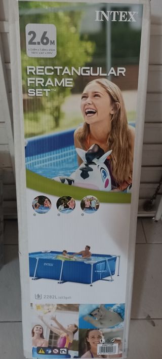Piscina y depuradora