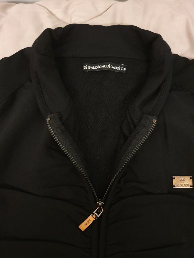 Felpa nera Gaudì