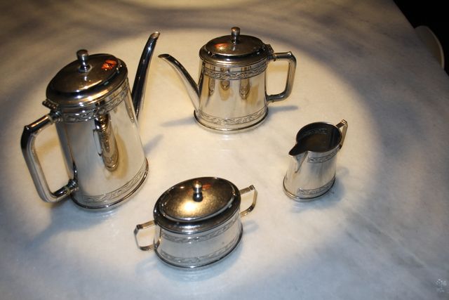 Servizio da the caffè in peltro dei primi del 900