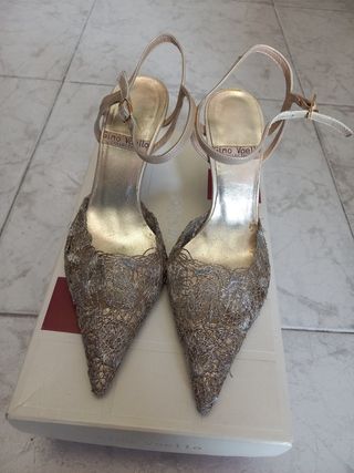 Zapatos y bolso de fiesta