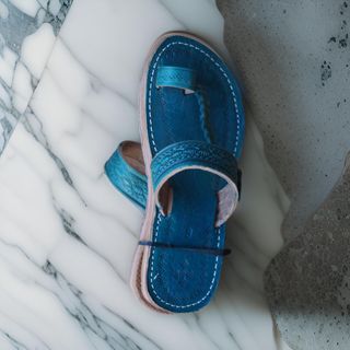 Sandalias de Piel Color Azul Talla 37 hasta la 44