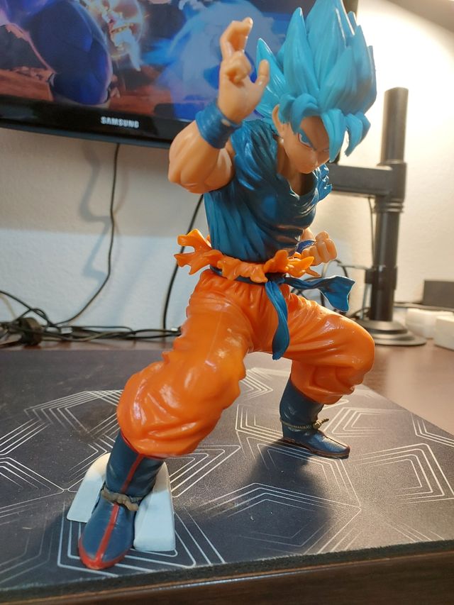 Figura de Goku SS Blue