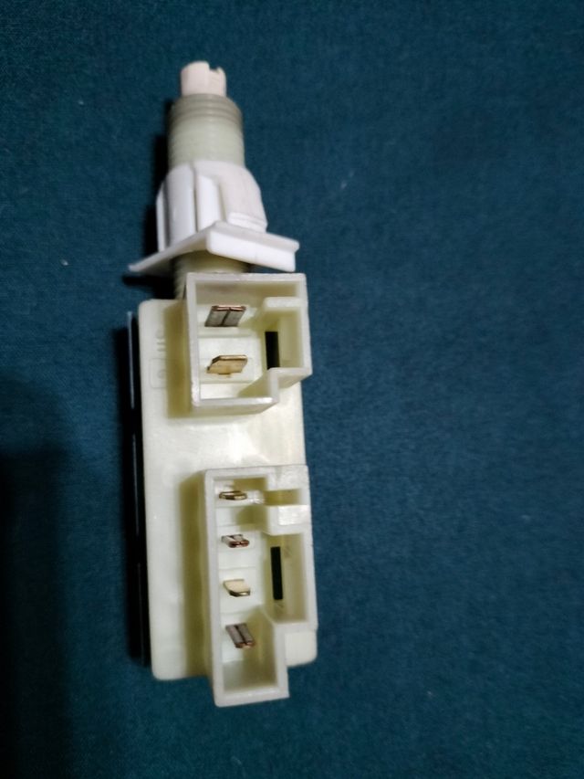 Sensor pedal de freno Chevrolet Camaro