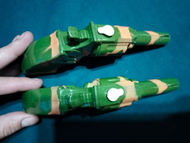 Pistola de agua militar de juguete 2 unidades.