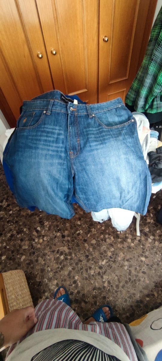 2 Cortos americanos talla 40 usa