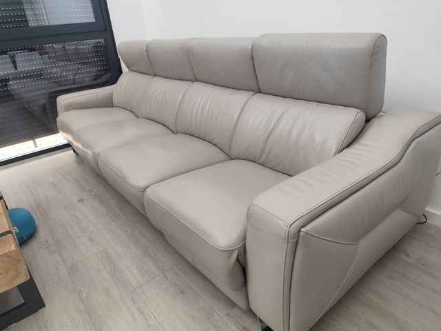 SOFA PIEL lineal 4 relax motor PEDRO ORTIZ