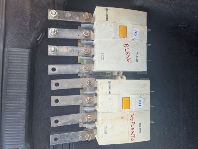 2 Contactores terasaki tkc4300 4 polos