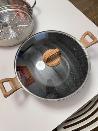 Padella con vaporiera