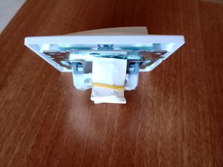 13 marcos de enchufe, 1 doble y un interruptor