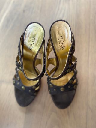 Sandalias Guess nº40. 