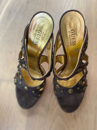 Sandalias Guess nº40. 