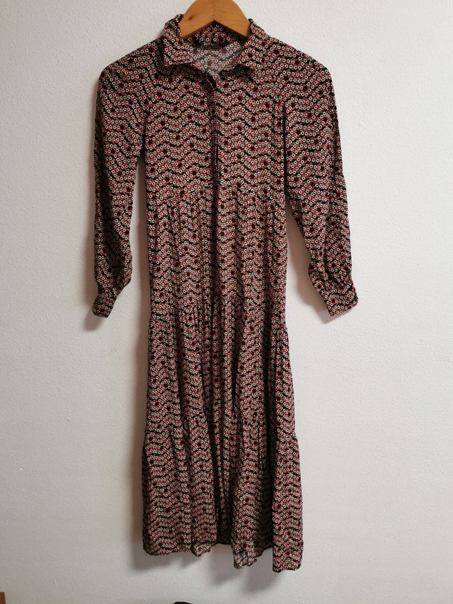 Vestido largo de chica talla S de Zara.
