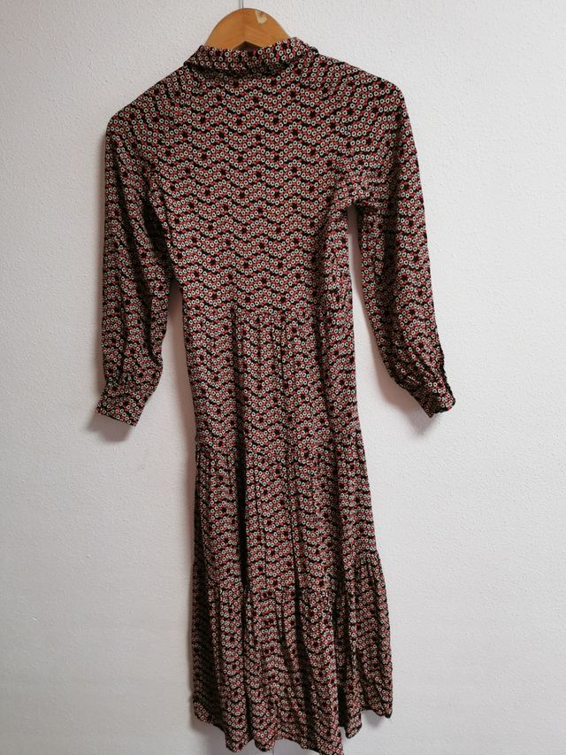 Vestido largo de chica talla S de Zara.