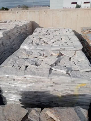 Piedra natural blanca