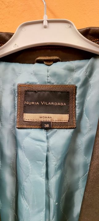 Abrigo mujer de cuero marrón 
