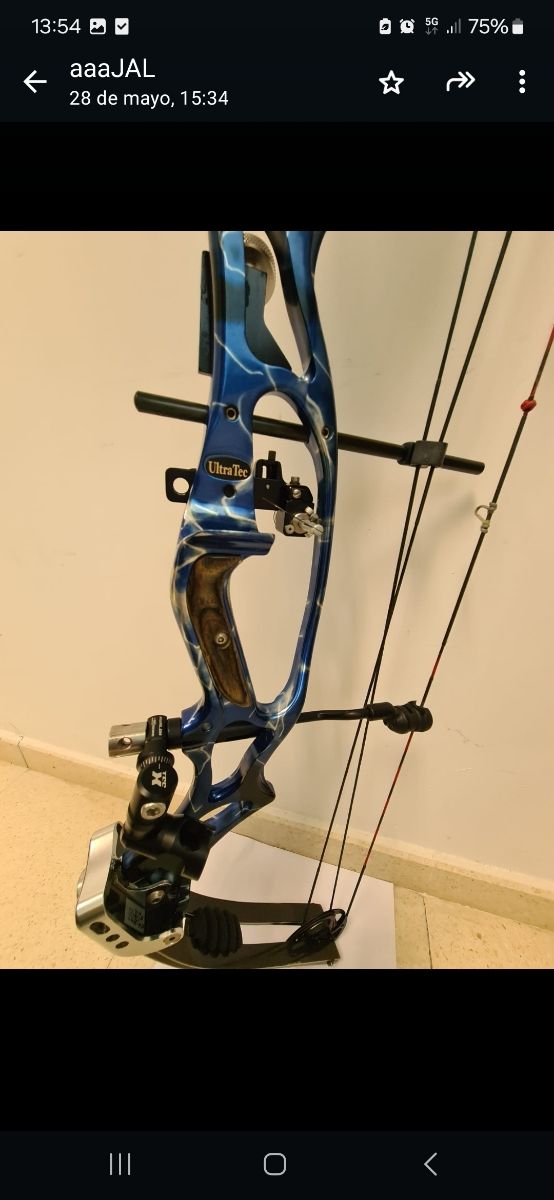 Arco de hombre diestro compuesto