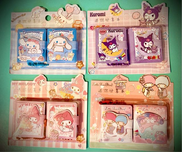 Mini libretas llavero personajes sanrio.