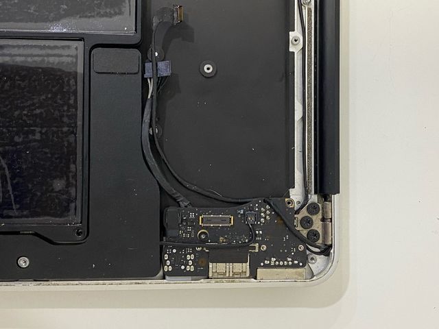 Macbook Air A1466 2017 Despiece