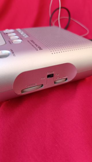 Radio desperador Sony modelo ICF-C218