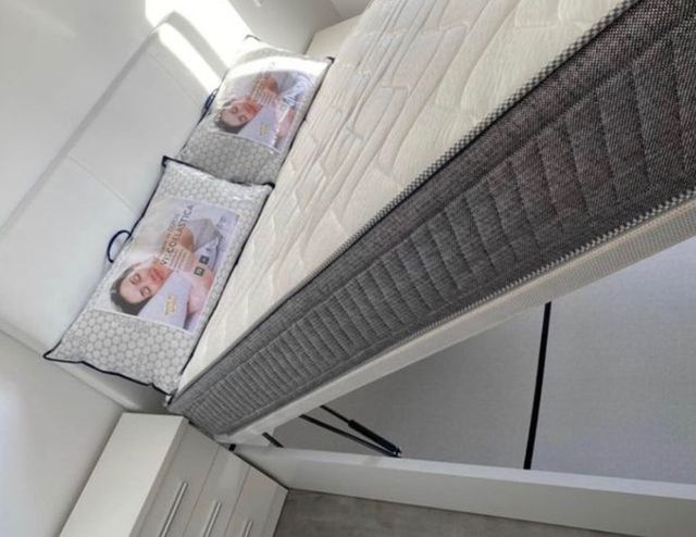 Tartine in vendita 150x190