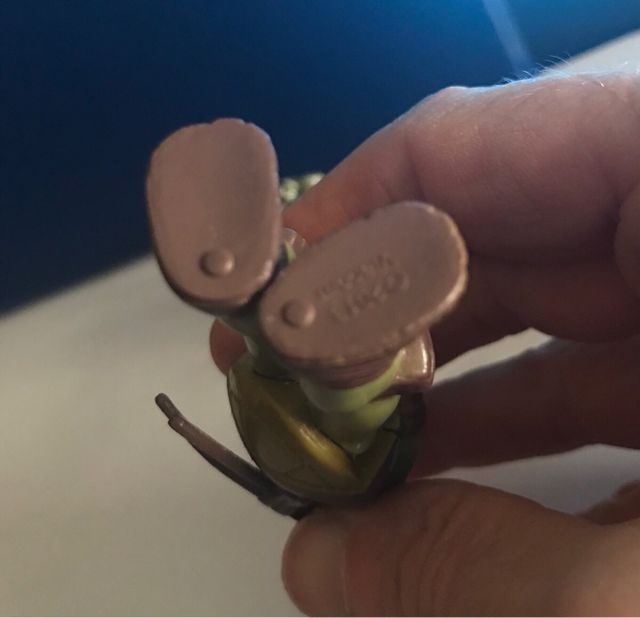 2 figuras tortugas ninja