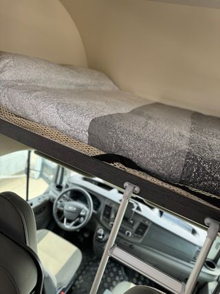 ALQUILO Autocaravana  ROLLER TEAM KRONOS 6 plazas
