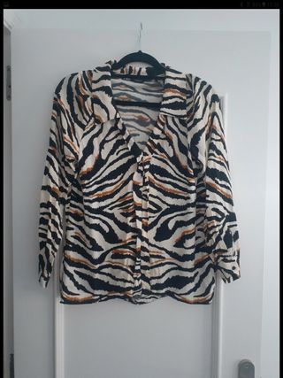 Blusa Zara talla S oversice.