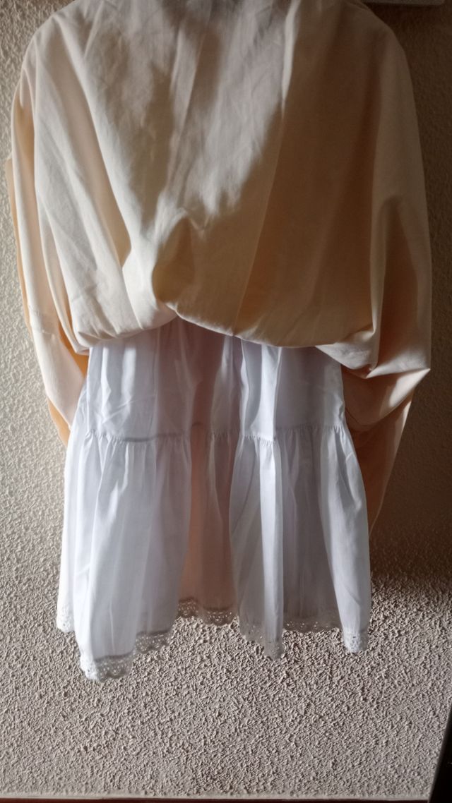 Vestido niña,con botones x delante,cuello bebé.