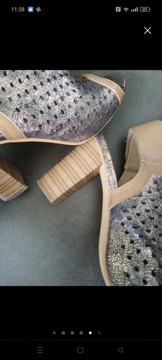 Sandalo tacco alto a tronchetto