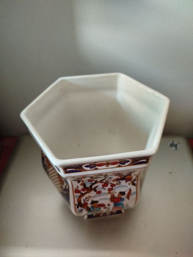 Jarrón de porcelana