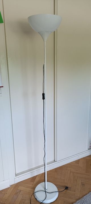 Lámpara de pie Ikea