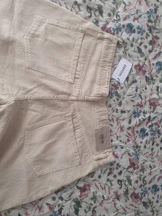 Pantalón vaquero claro
