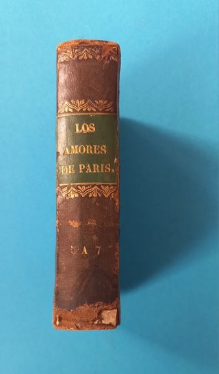 "Los amores de Paris" Libro antiguo