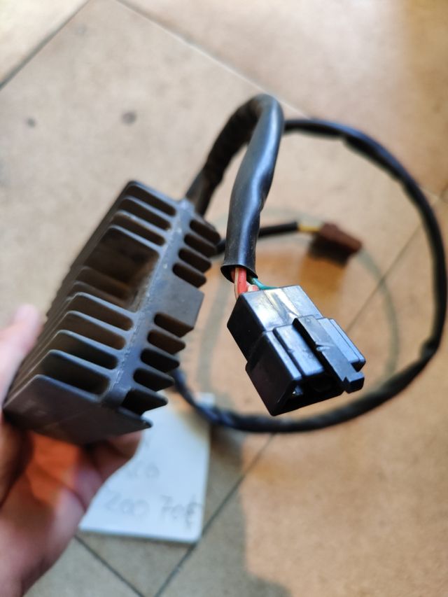 Regolatore elettronico Vespa 200