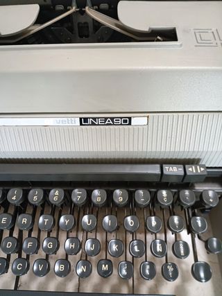 Máquina de escribir Olivetti 